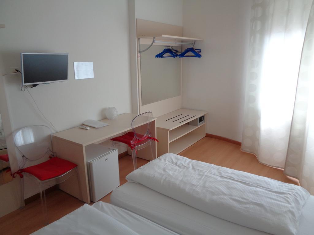 Hotel Locanda Castagnola Lugano Zimmer foto