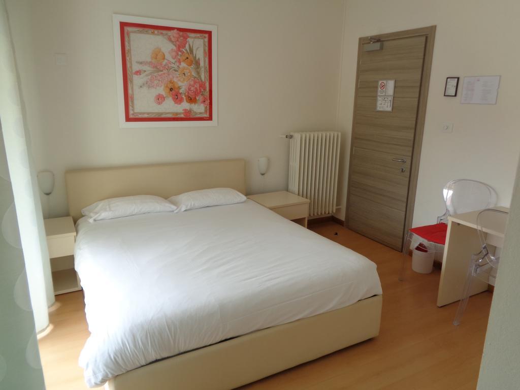 Hotel Locanda Castagnola Lugano Zimmer foto
